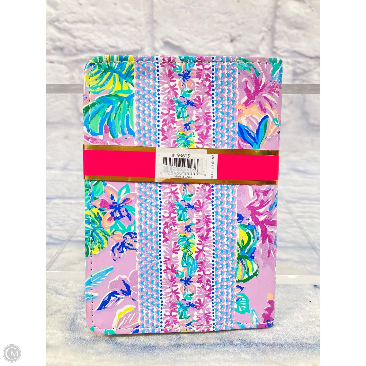 Wallet Designer By Lilly Pulitzer, Size: Medium