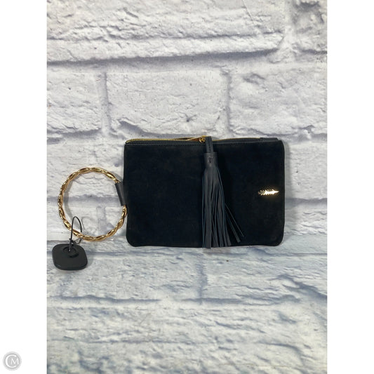 Clutch Leather By Clothes Mentor, Size: Medium