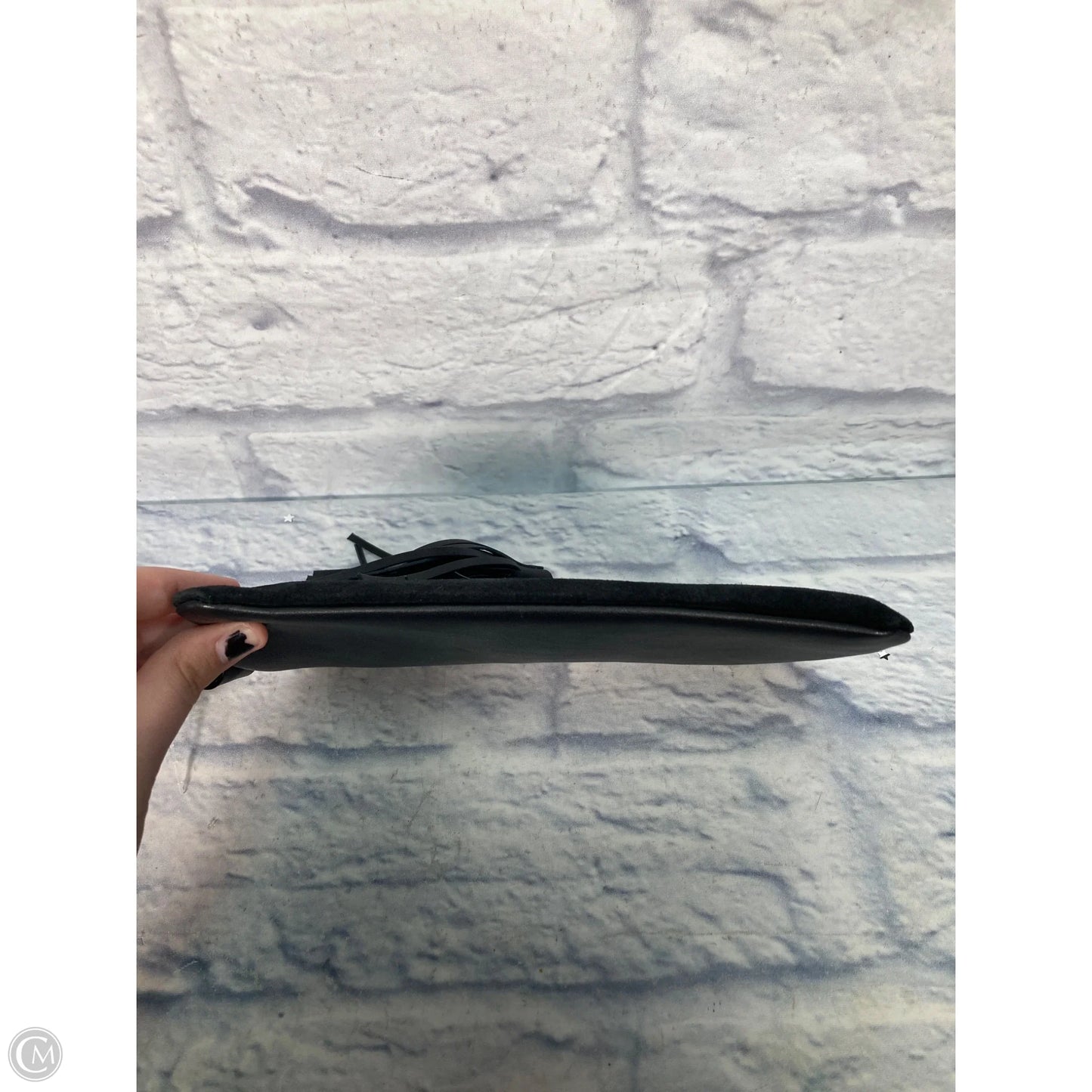 Clutch Leather By Clothes Mentor, Size: Medium