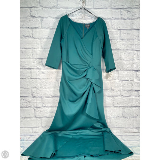 Dress Designer By Xscape In Green, Size: Xl