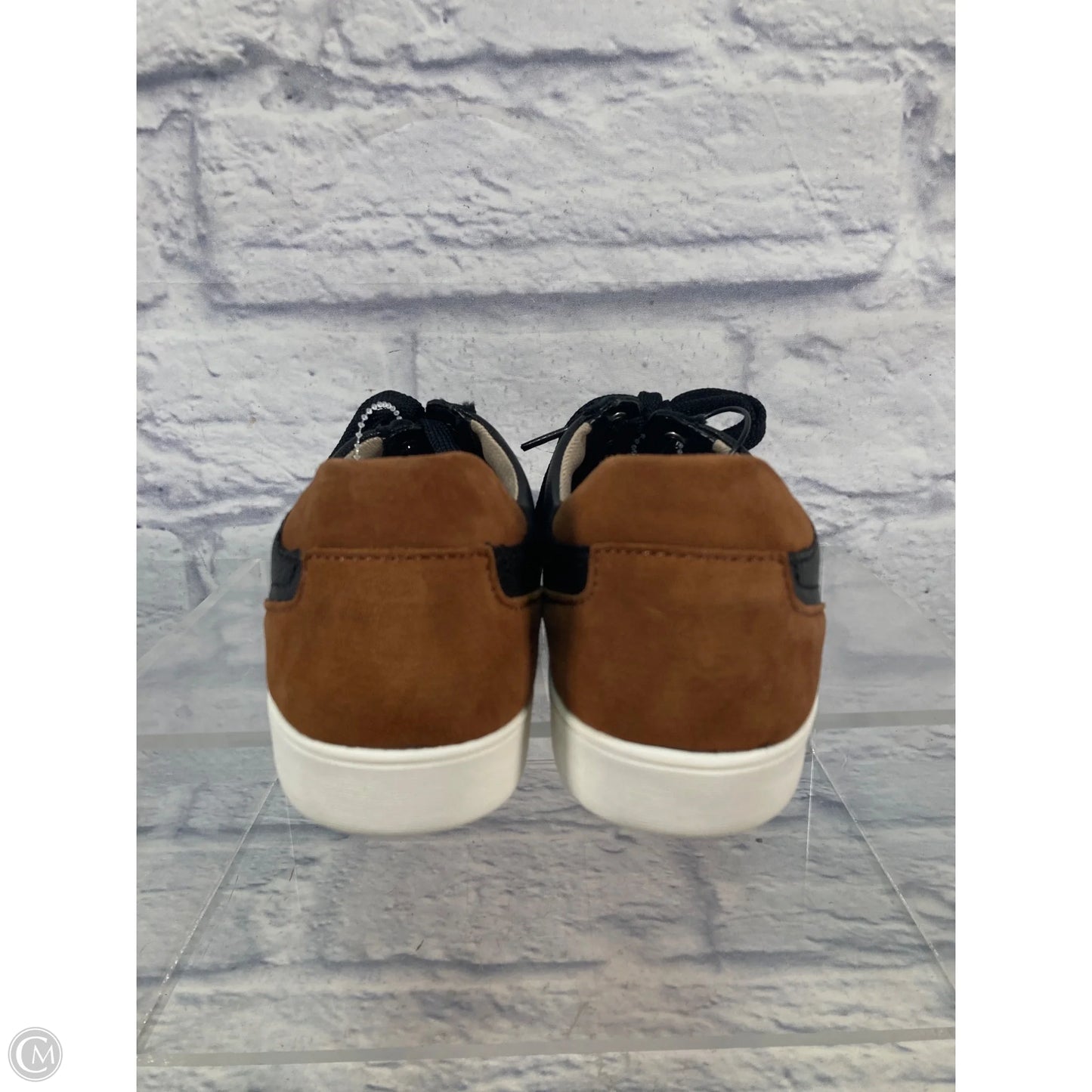 Shoes Sneakers By Naturalizer In Black & Brown, Size: 10