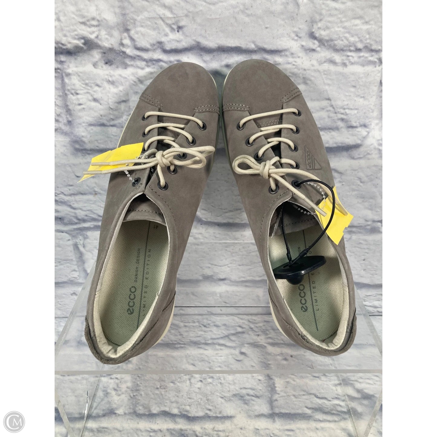 Shoes Sneakers By Ecco In Grey, Size: 10