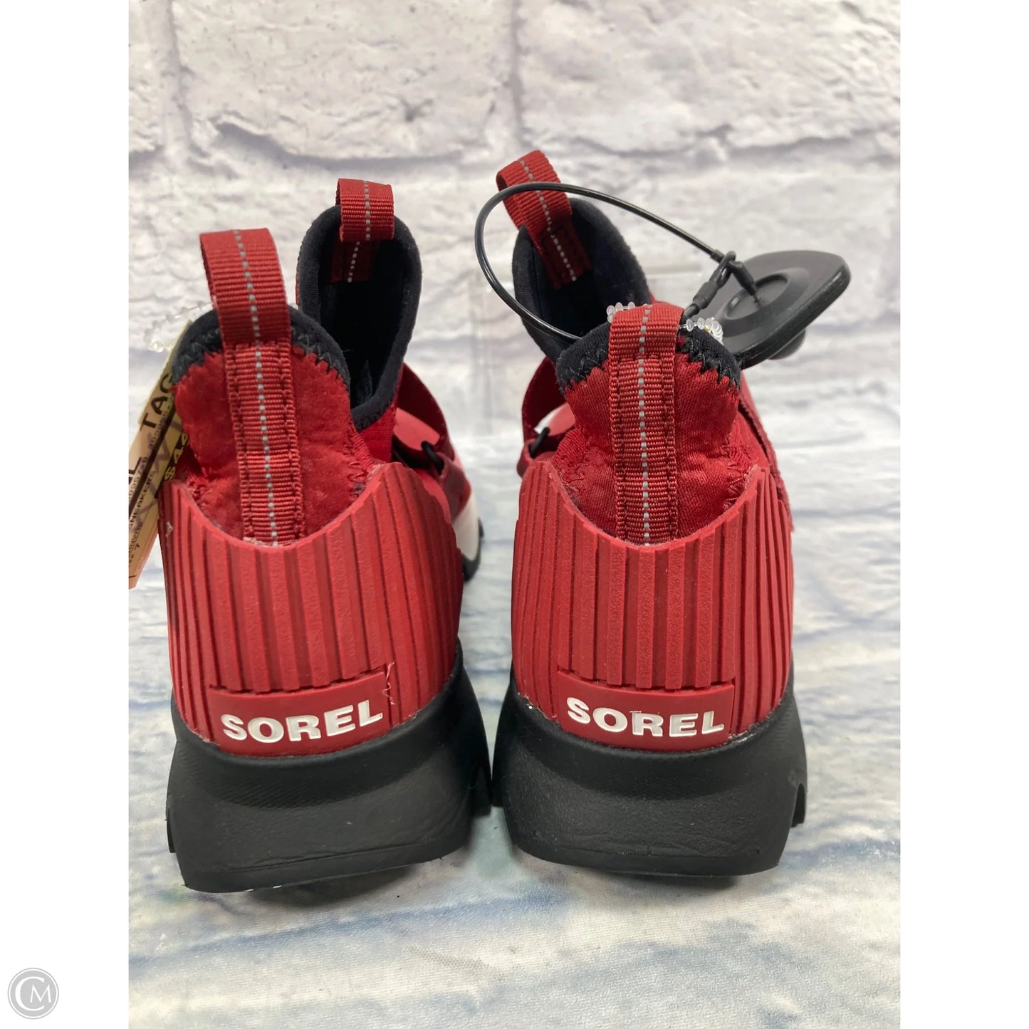 Shoes Sneakers By Sorel In Red, Size: 7