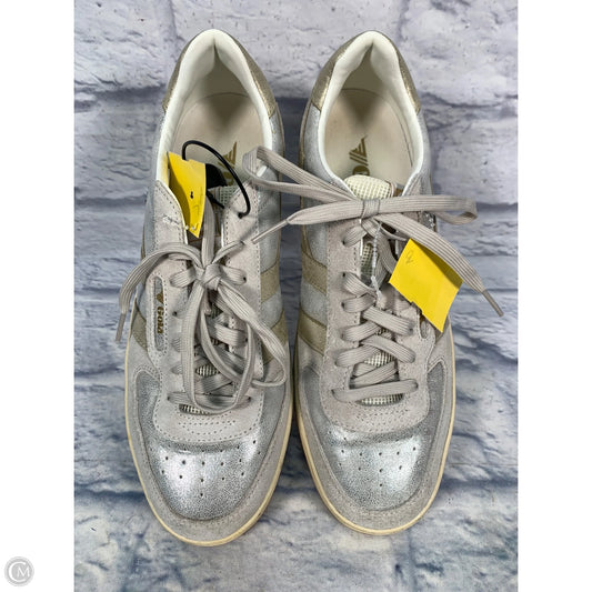 Shoes Sneakers By Gola In Gold & Silver, Size: 10