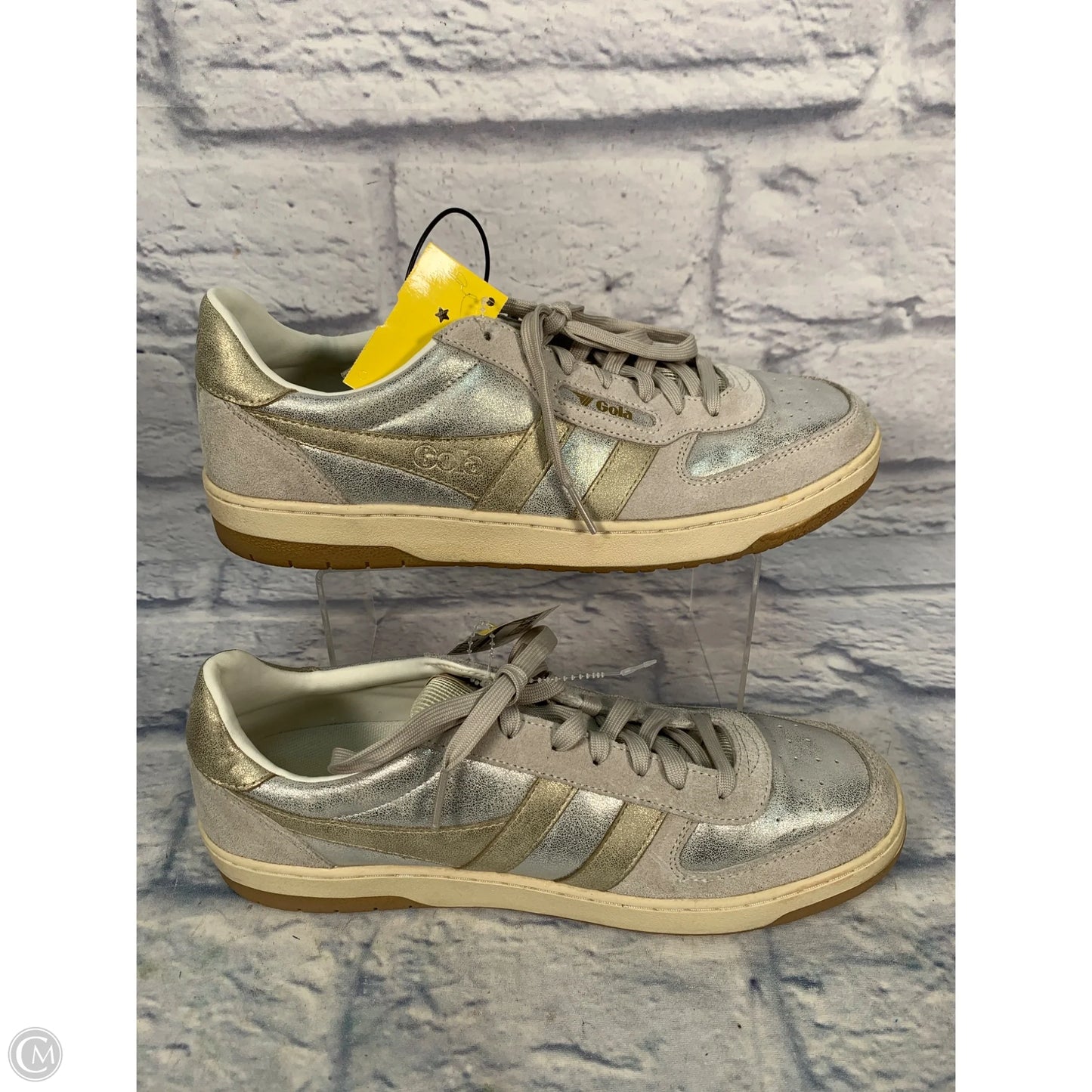 Shoes Sneakers By Gola In Gold & Silver, Size: 10
