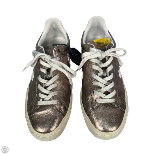 Shoes Sneakers By Veja In Gold, Size: 9.5
