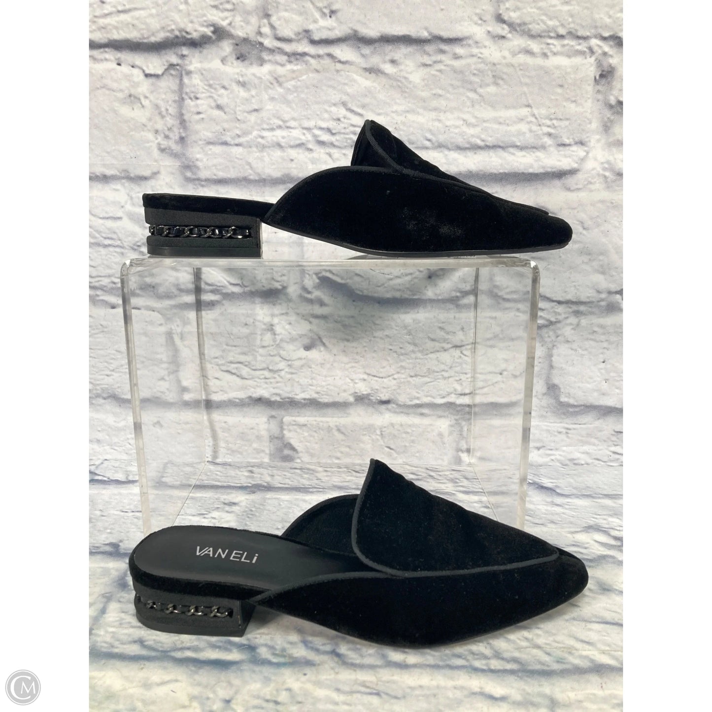 Shoes Flats By Vaneli In Black, Size: 9