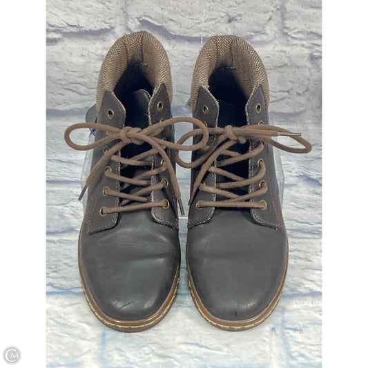 Shoes Flats By Dr Martens In Brown, Size: 8