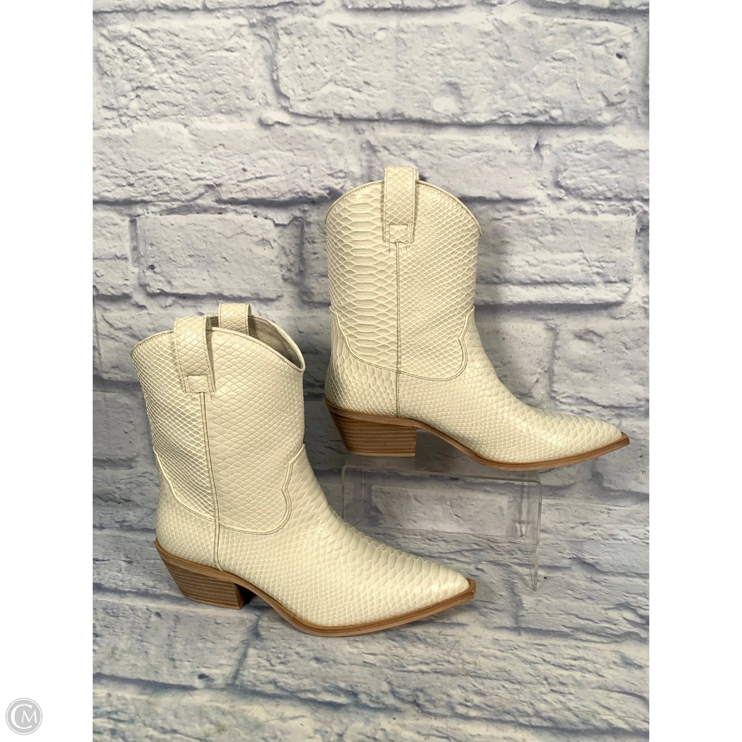 Boots Western By Shu Shop In Cream, Size: 10