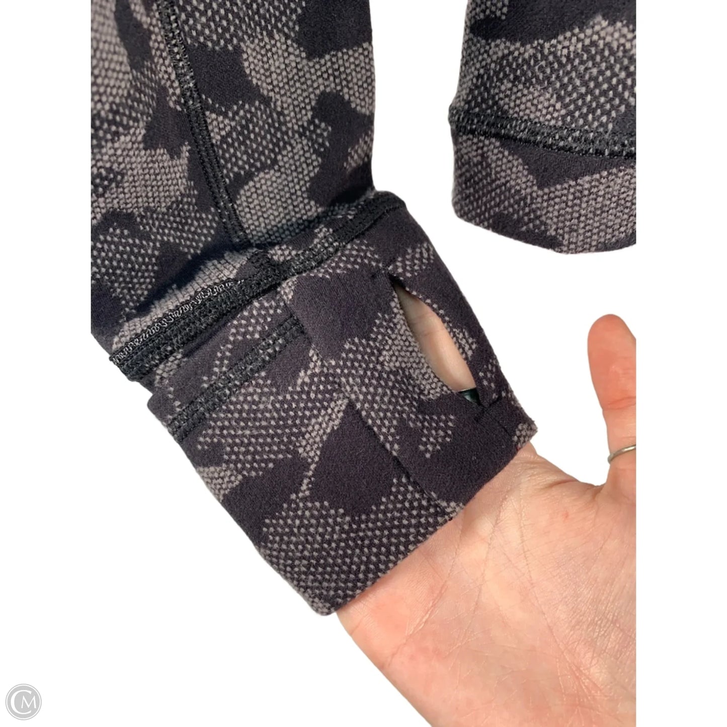 Athletic Top Long Sleeve Crewneck By Lululemon In Black & Grey, Size: S