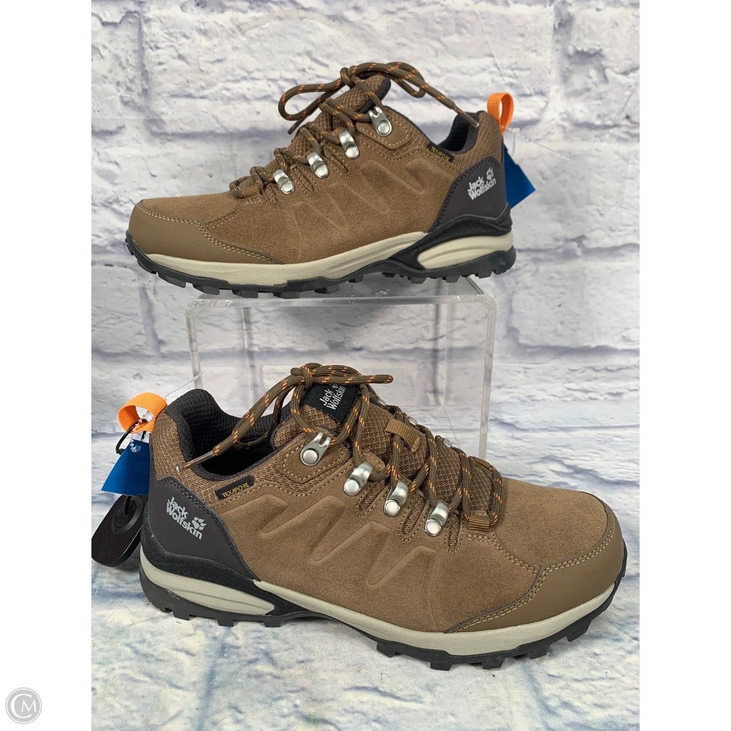 Shoes Hiking By Clothes Mentor In Brown, Size: 8