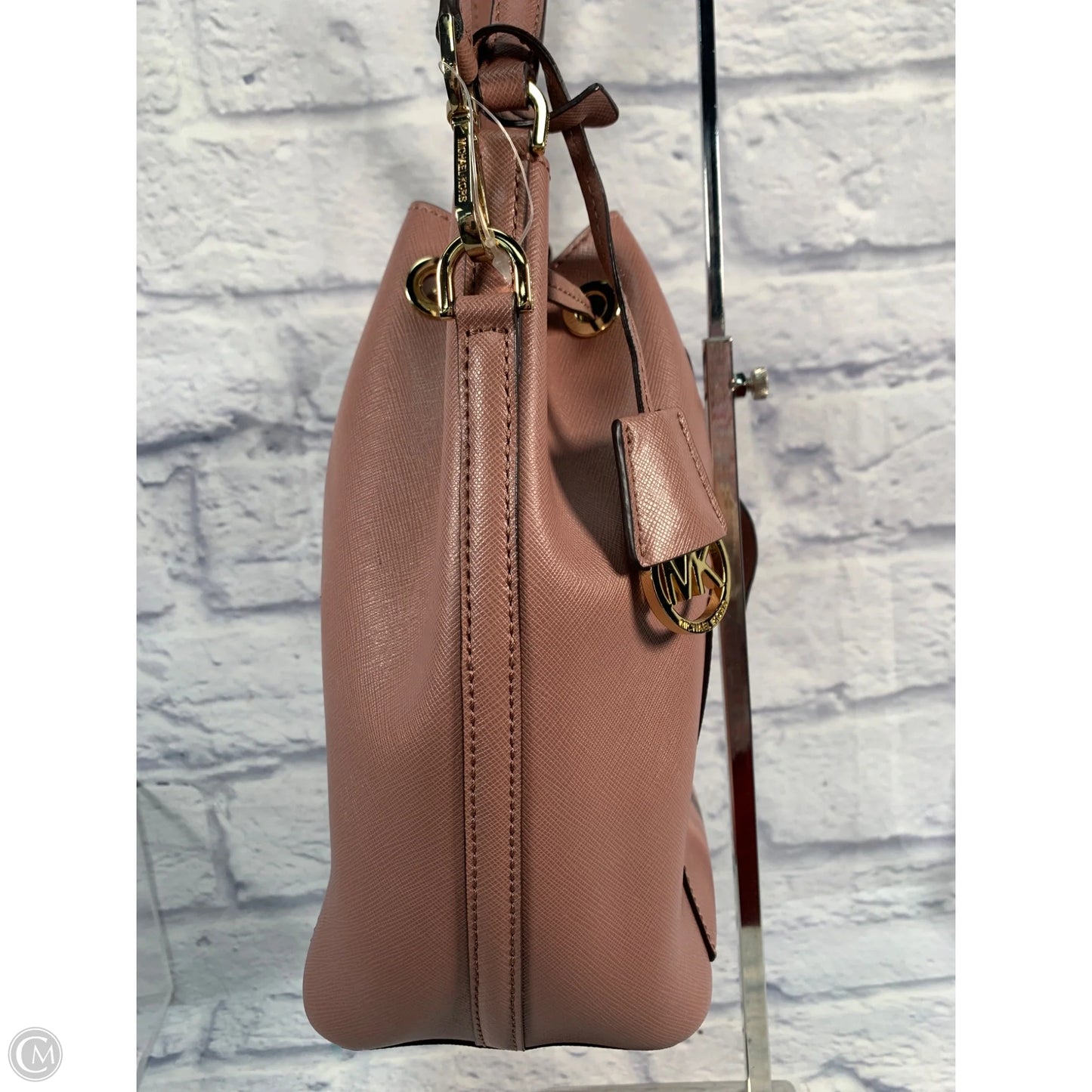 Crossbody Leather By Michael By Michael Kors, Size: Medium