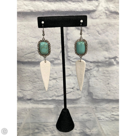 Earrings Dangle/drop By Clothes Mentor