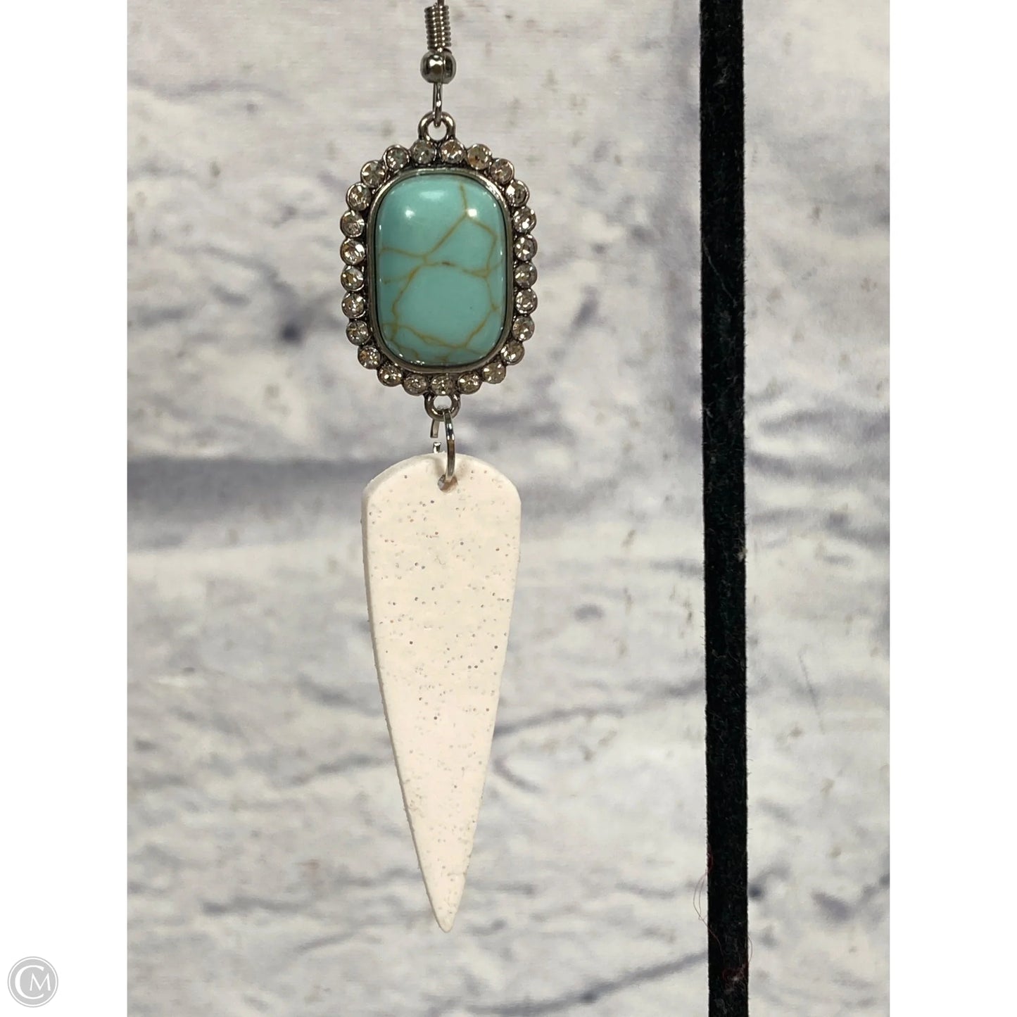 Earrings Dangle/drop By Clothes Mentor