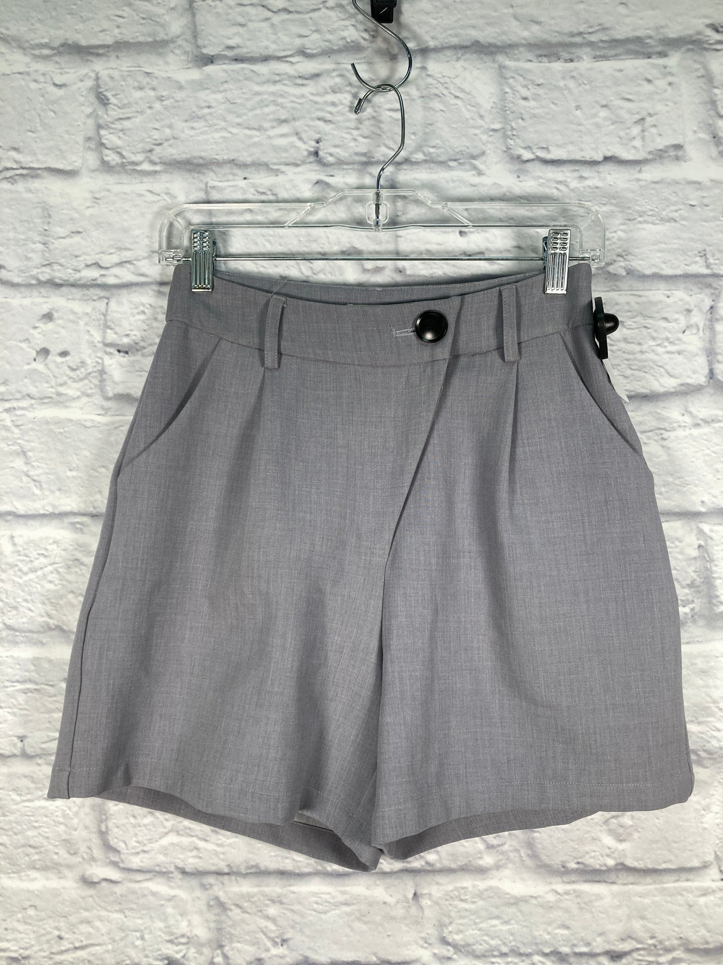 Grey Shorts 4th & Reckless, Size 4