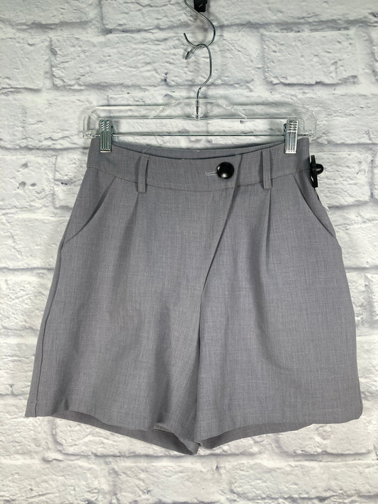 Grey Shorts 4th & Reckless, Size 4