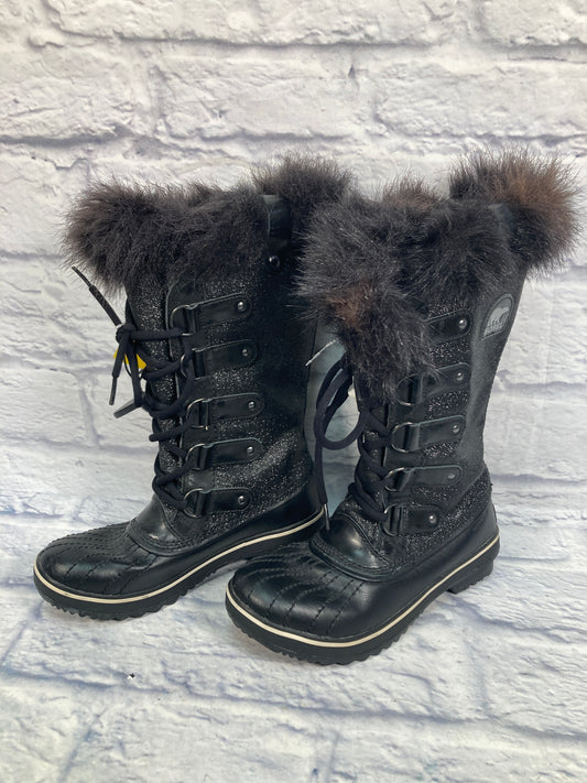 Boots Designer By Sorel In Black, Size: 6