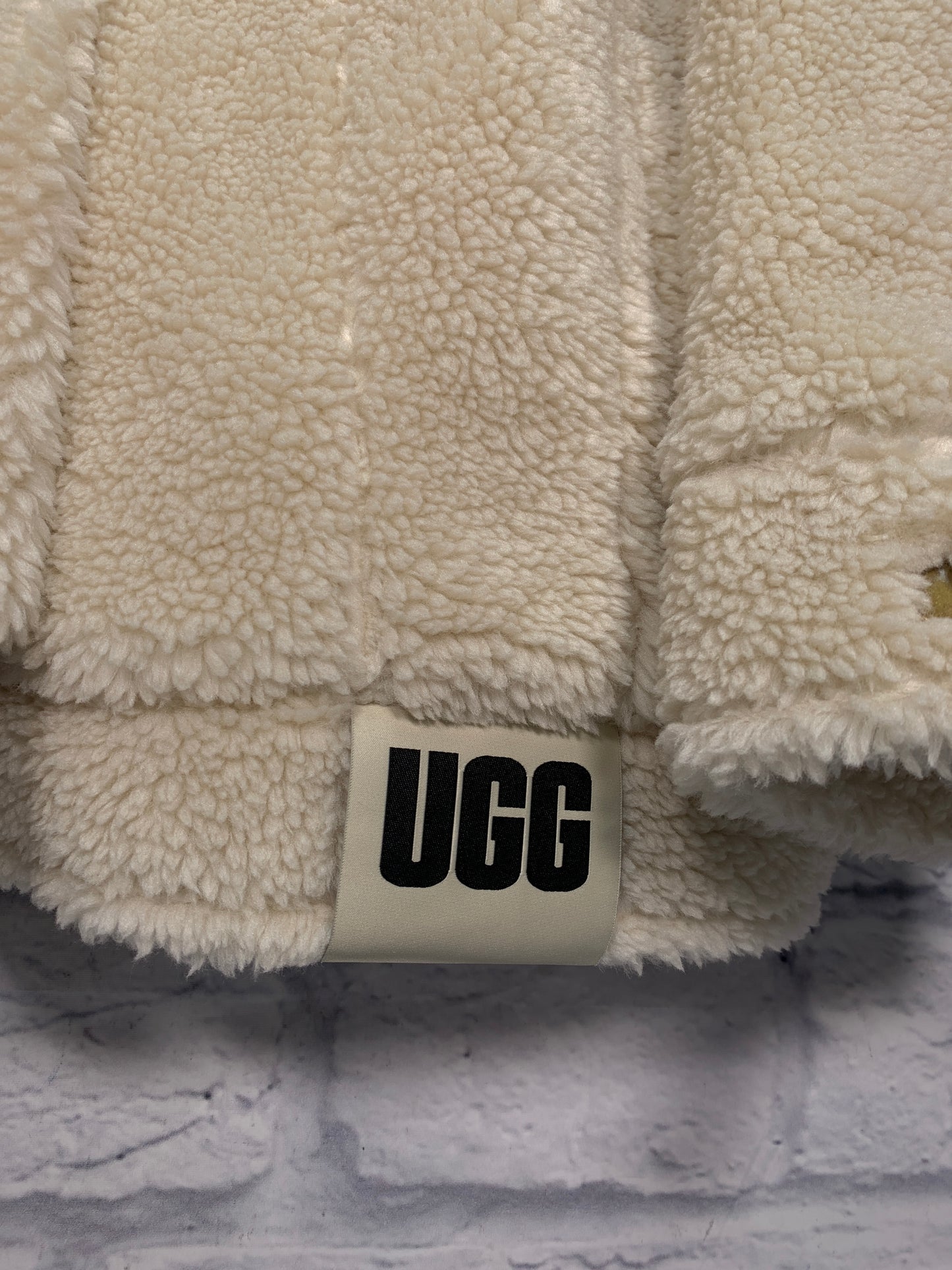 Jacket Designer By Ugg In Cream, Size: Xl