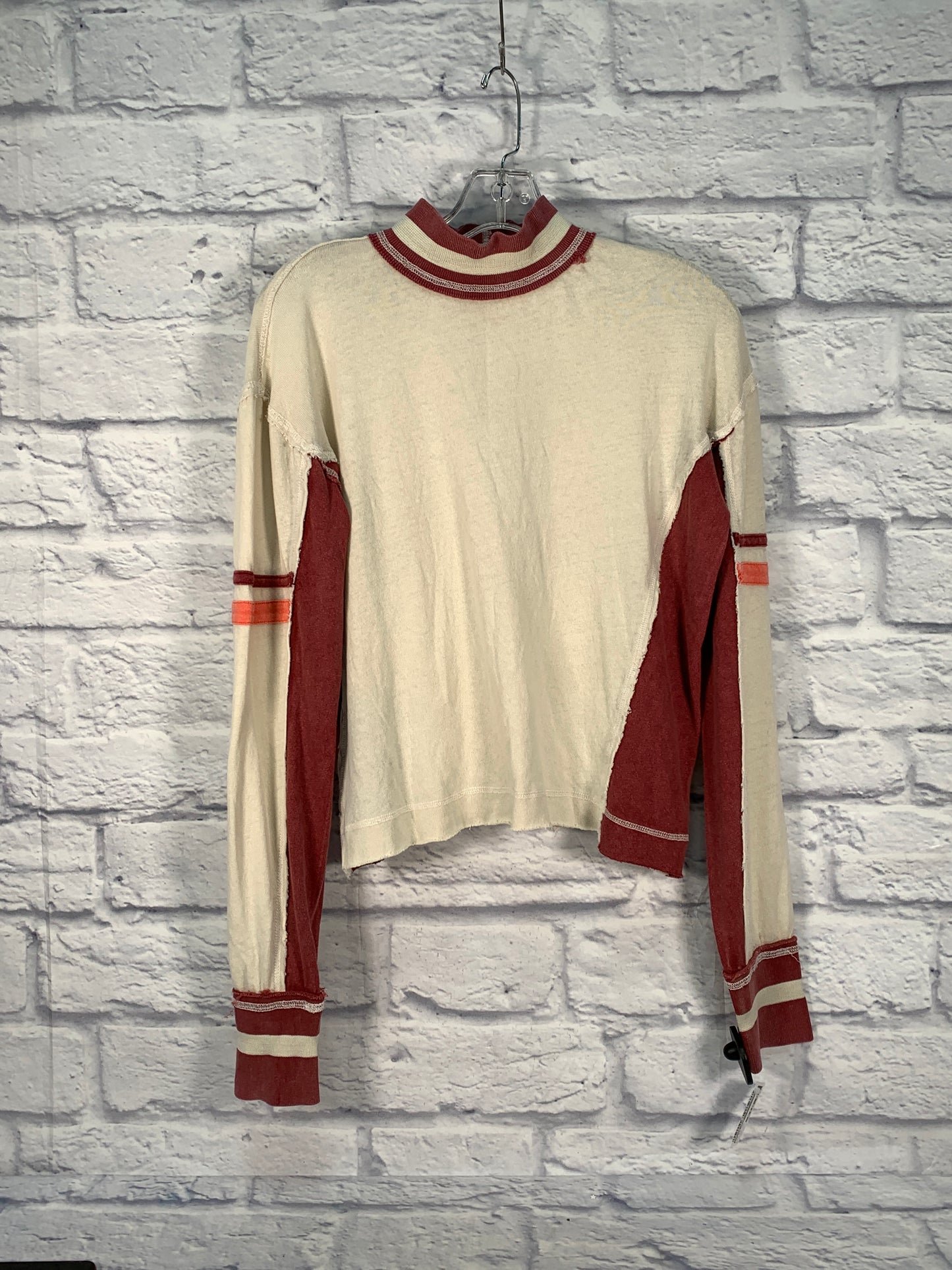 Top Long Sleeve By We The Free In Cream & Red, Size: Xs