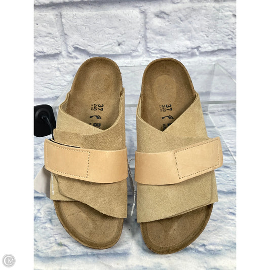 Sandals Flats By Birkenstock In Brown, Size: 6