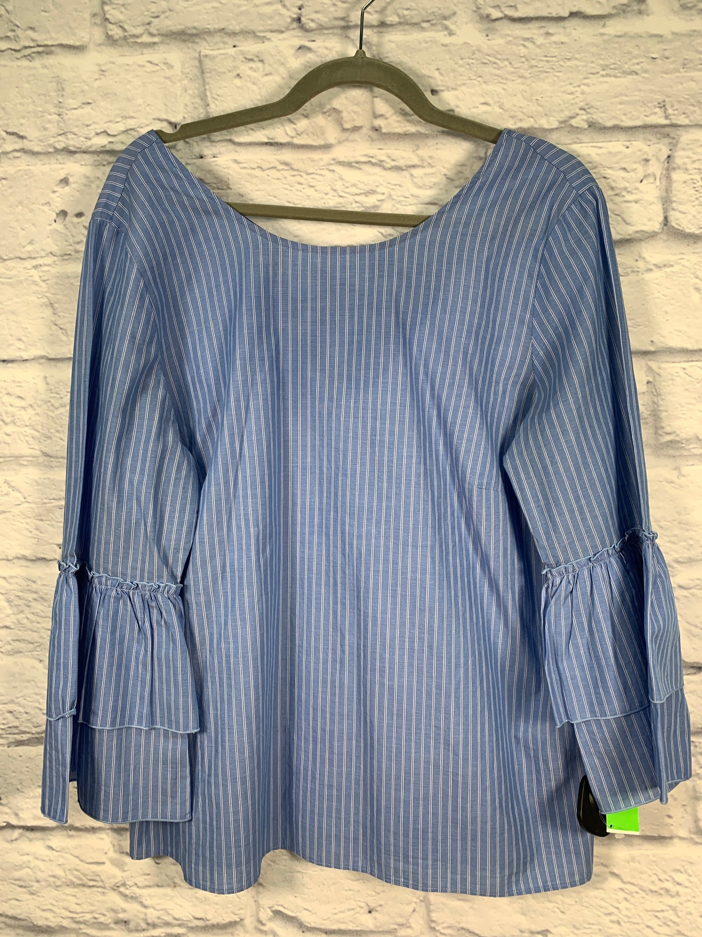 Top Long Sleeve By Jane And Delancey  Size: L