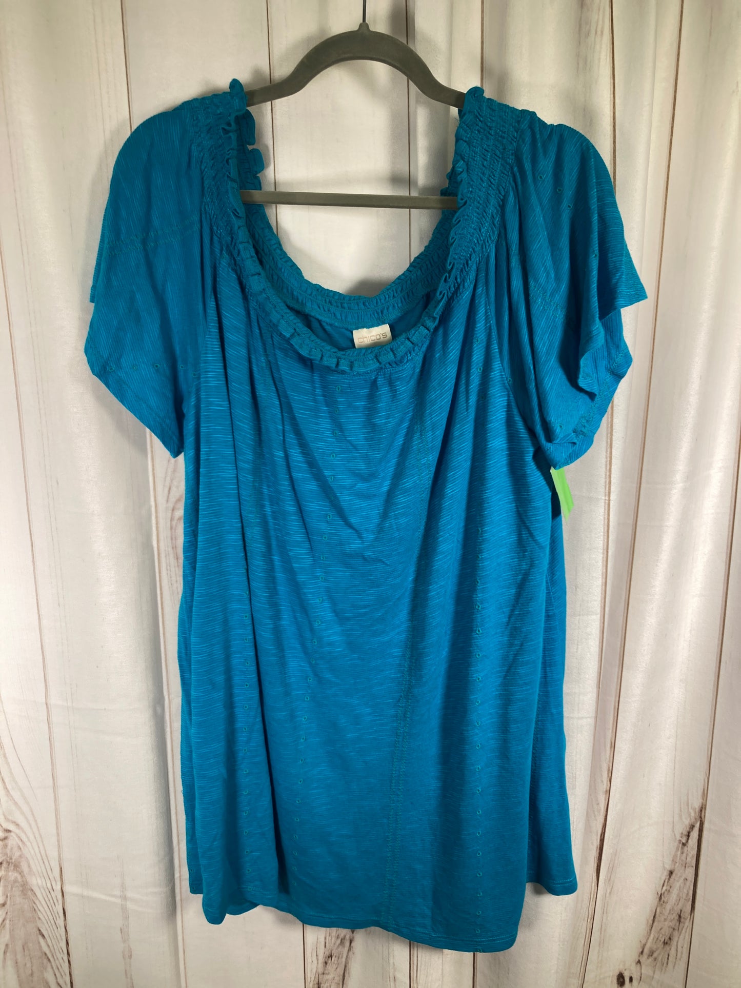 Top Short Sleeve By Chicos  Size: Xl