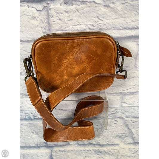 Crossbody Leather By Clothes Mentor, Size: Medium