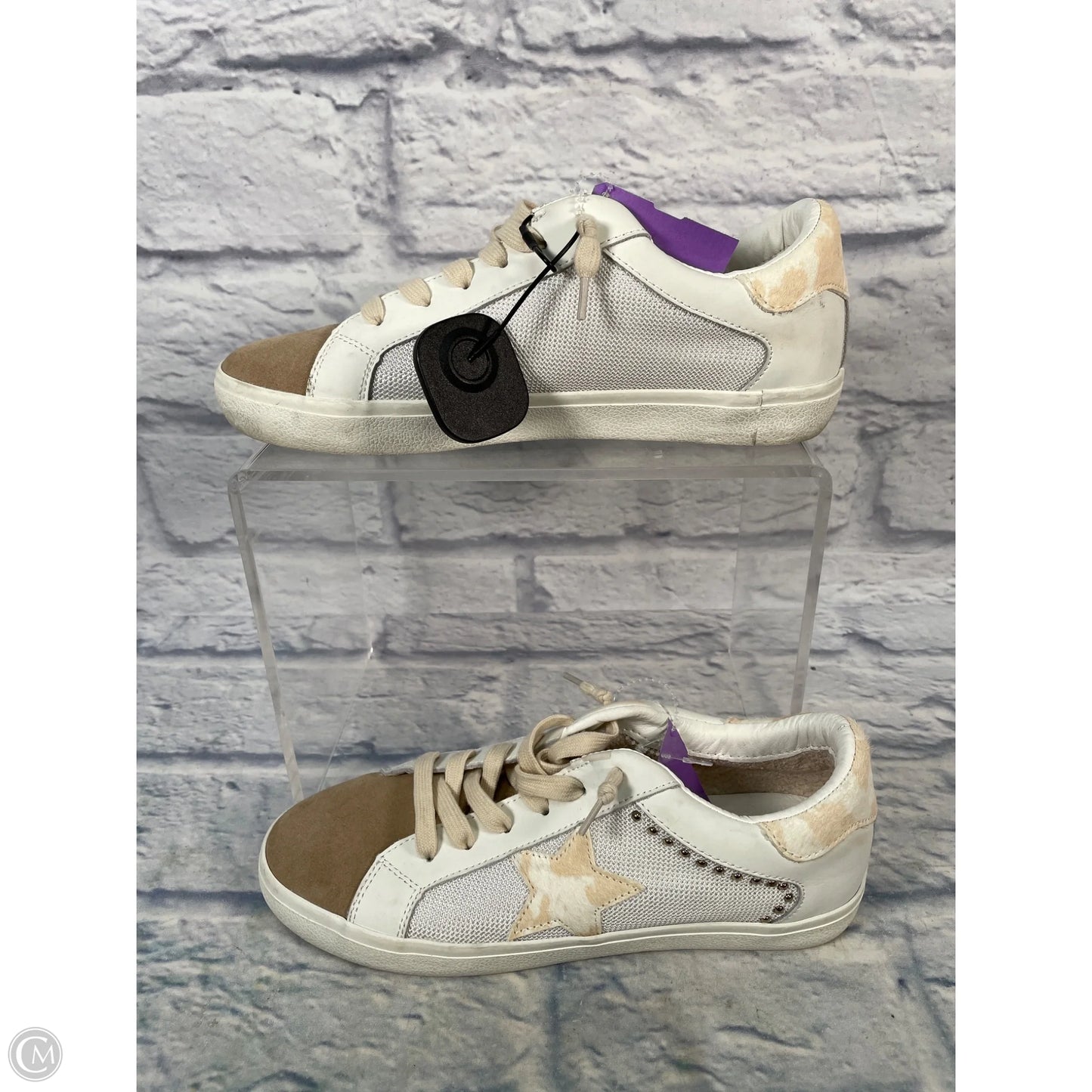 Shoes Sneakers By Vintage Havana In Cream & Tan, Size: 11