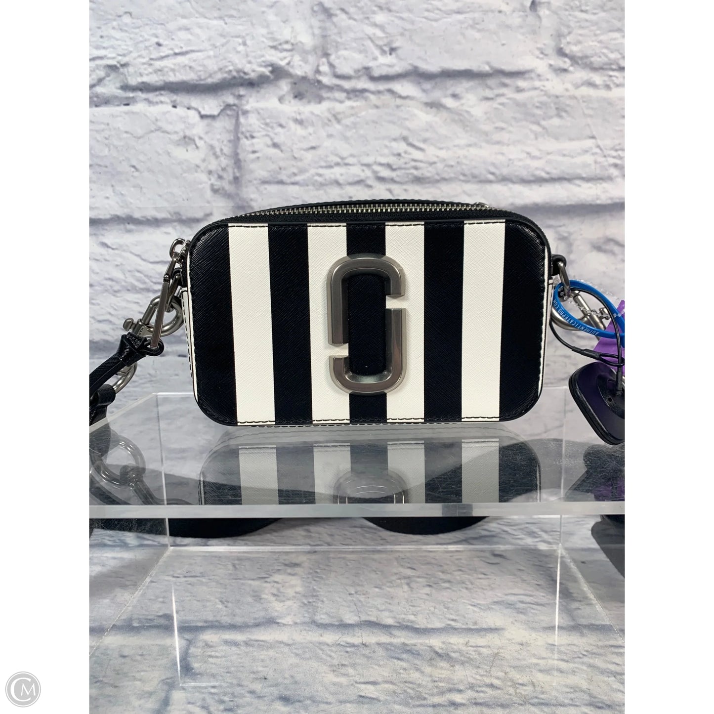 Crossbody Luxury Designer By Marc Jacobs, Size: Small