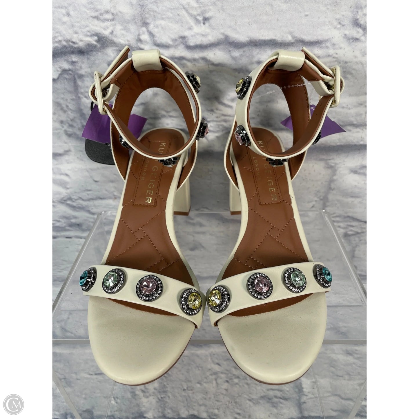 Shoes Designer By Kurt Geiger In Cream, Size: 6