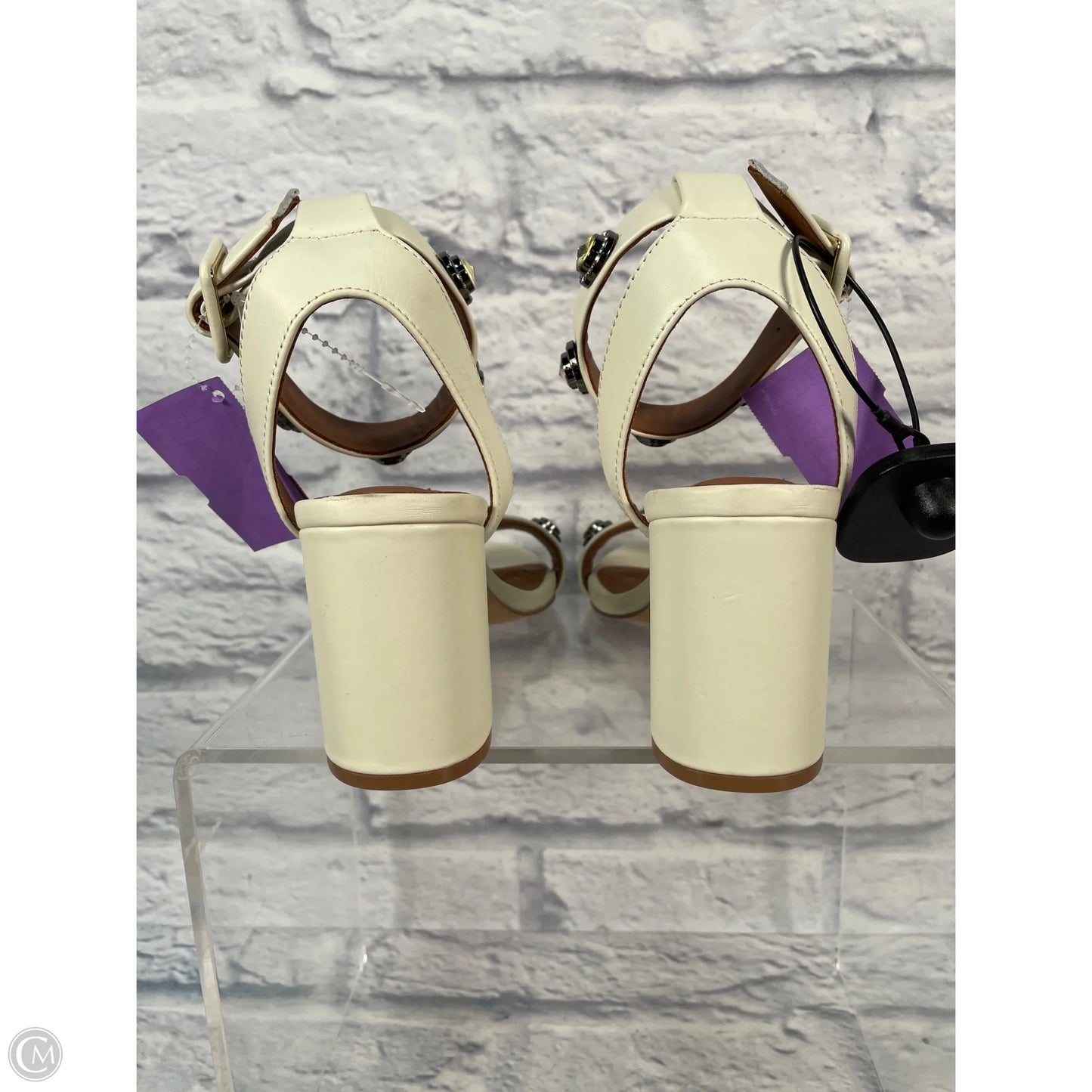 Shoes Designer By Kurt Geiger In Cream, Size: 6