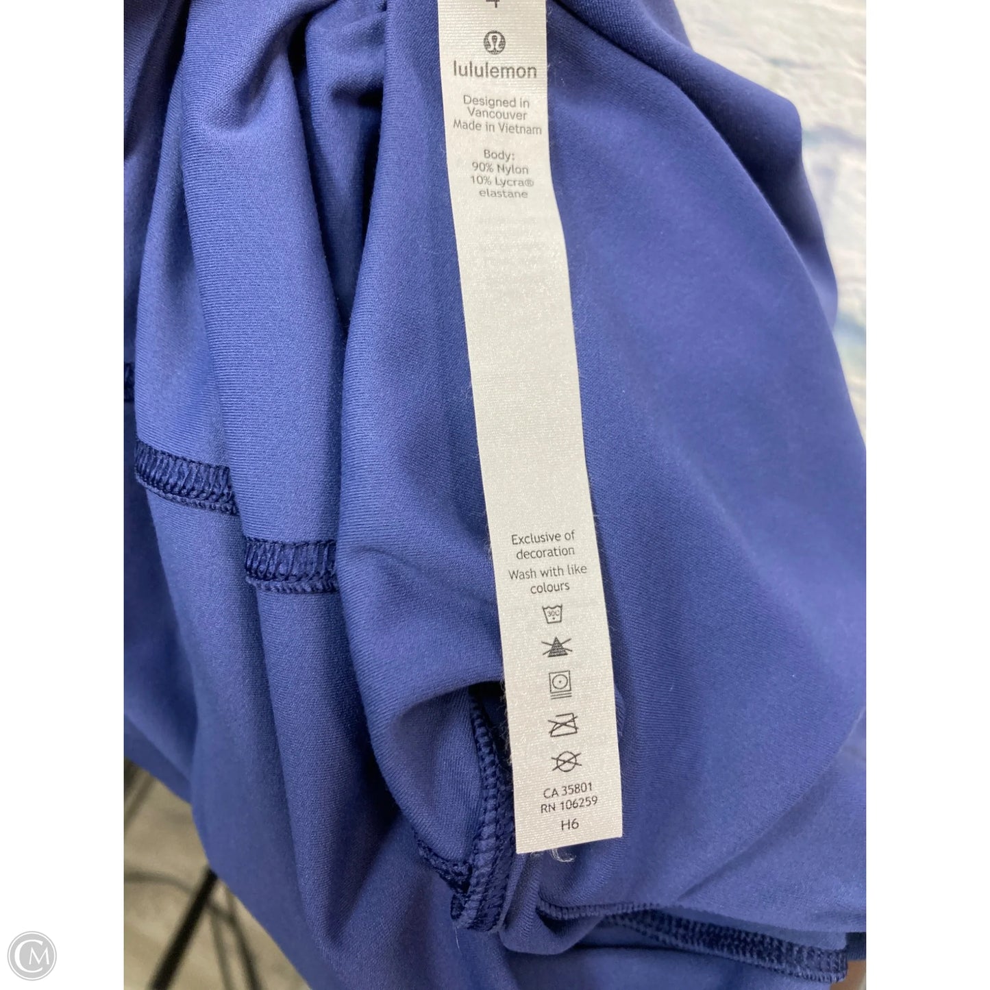 Athletic Top Long Sleeve Collar By Lululemon In Blue, Size: S