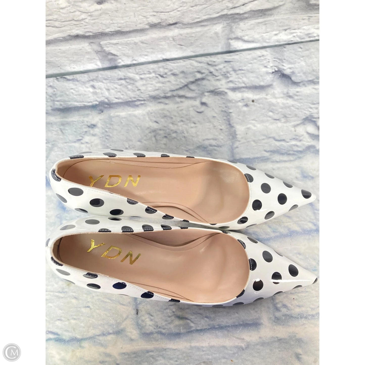 Shoes Heels Kitten By Clothes Mentor In Polkadot Pattern, Size: 8.5