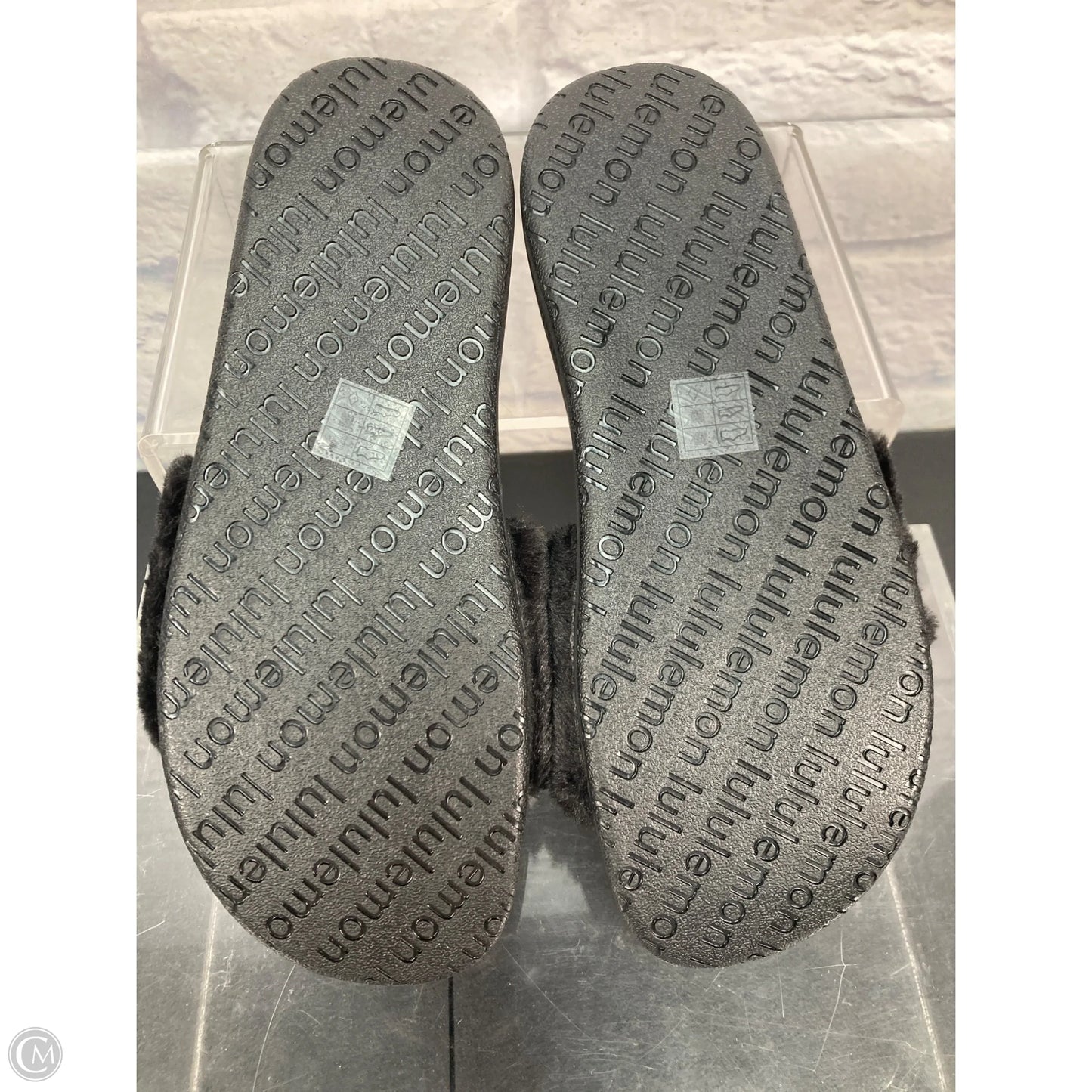 Sandals Flats By Lululemon In Black, Size: 9