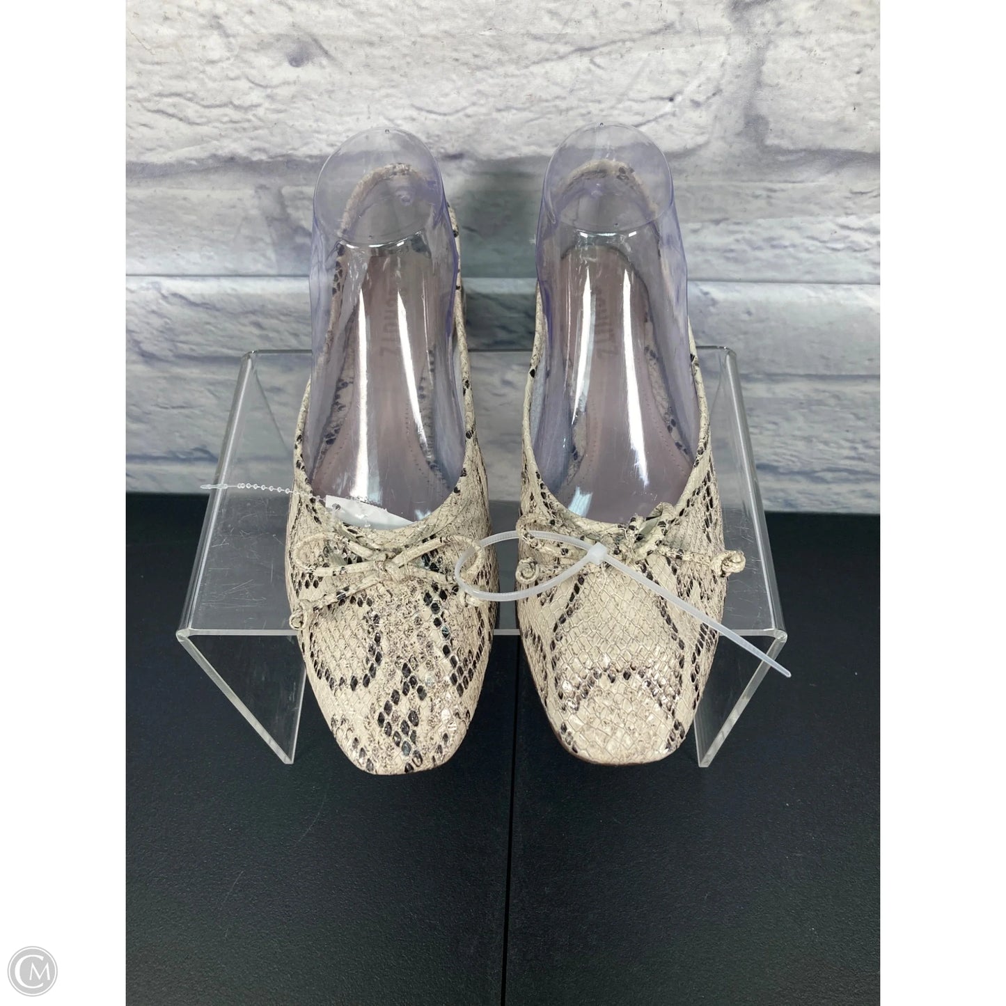 Shoes Flats By Schutz In Snakeskin Print, Size: 8