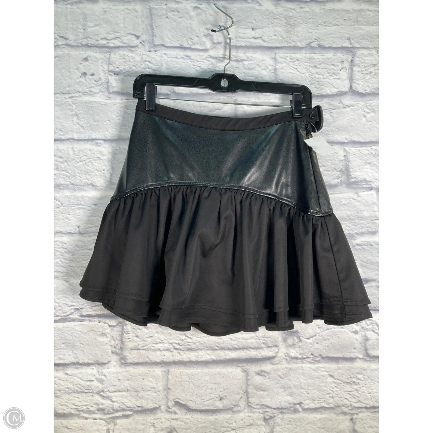 Skirt Mini & Short By Avec Les Filles In Black, Size: 4