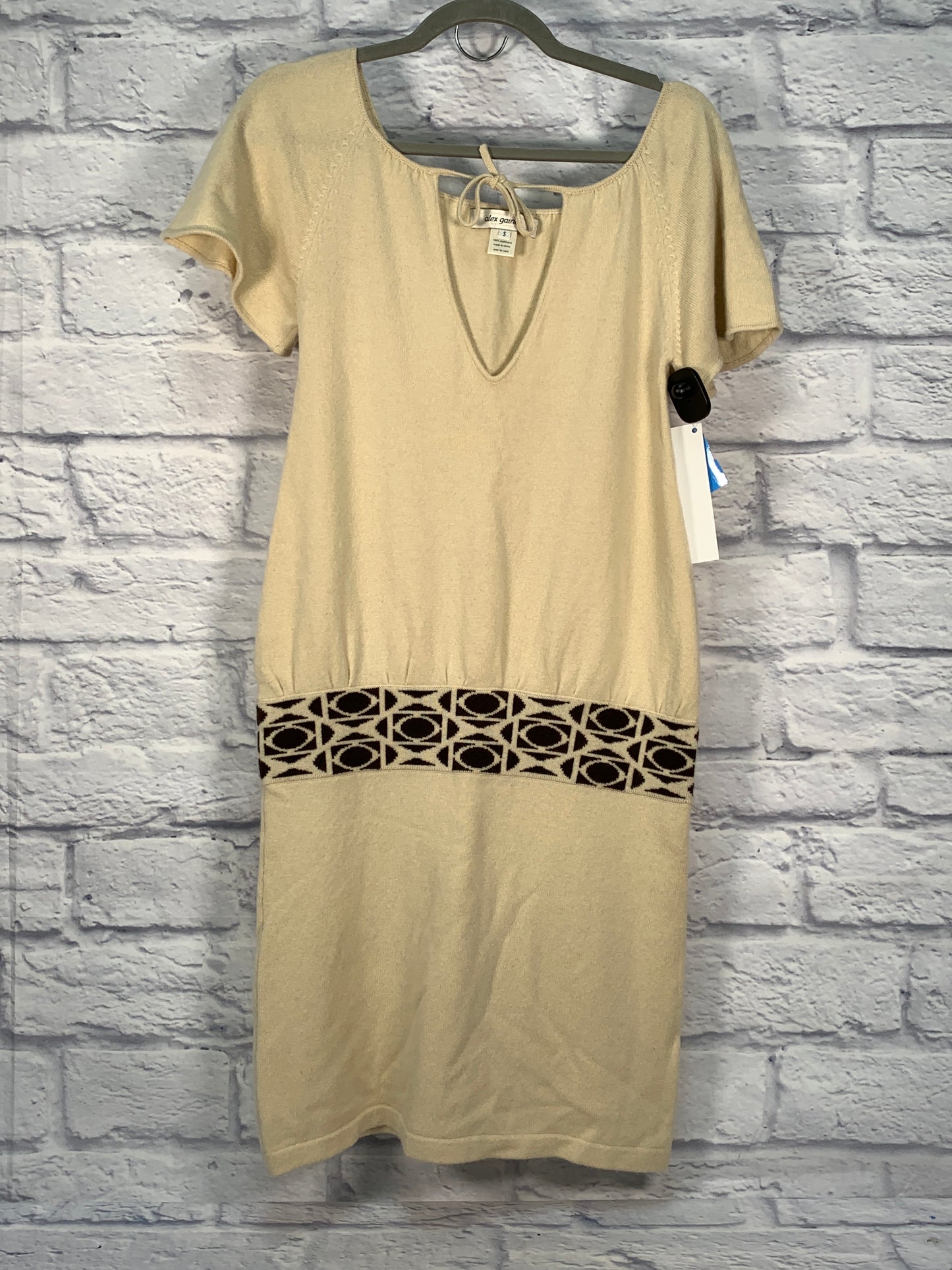 Dress Designer By Clothes Mentor In Cream, Size: S