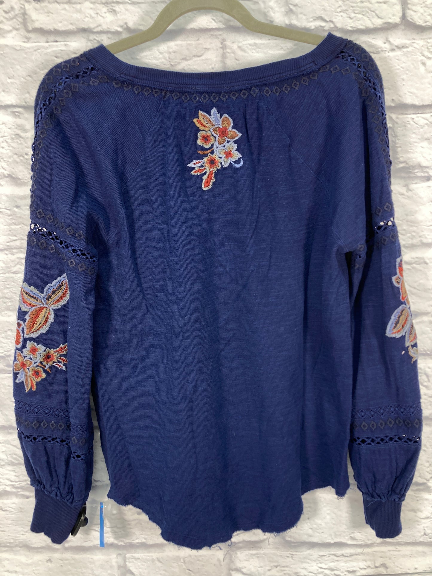 Top Long Sleeve By Sundance In Blue, Size: Xs