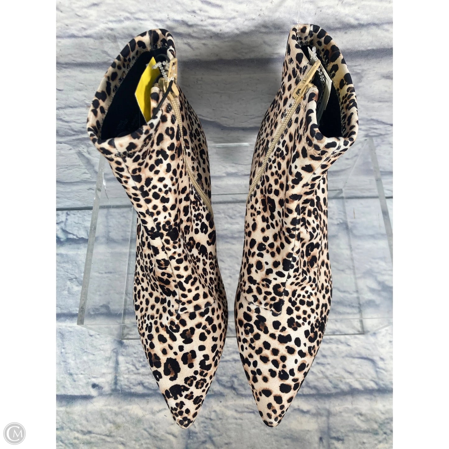 Boots Ankle Heels By Betsey Johnson In Animal Print, Size: 8