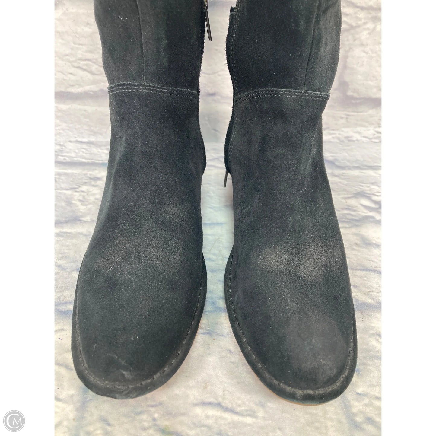 Boots Designer By Ugg In Black, Size: 9