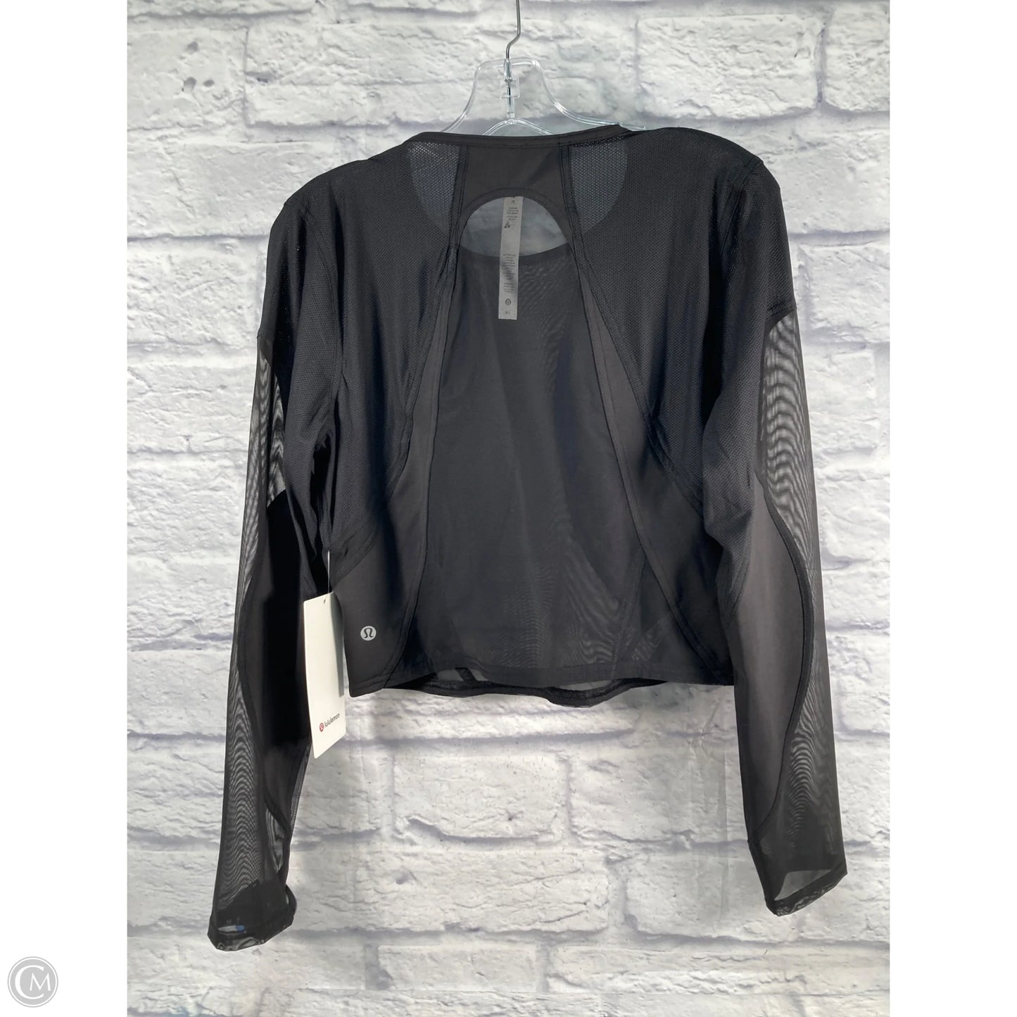 Athletic Top Long Sleeve Collar By Lululemon In Black, Size: L