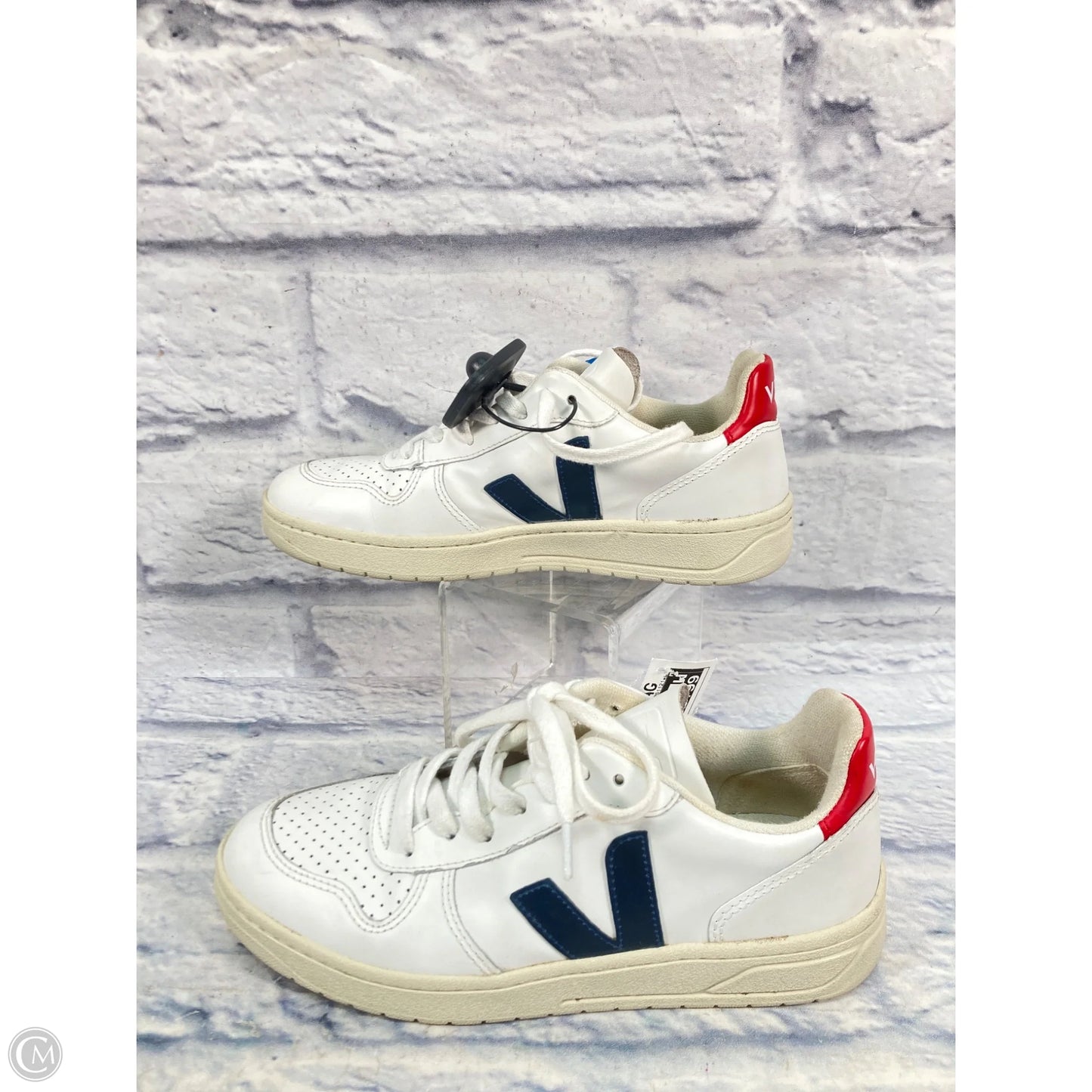 Shoes Sneakers By Veja In Blue & Red & White, Size: 7