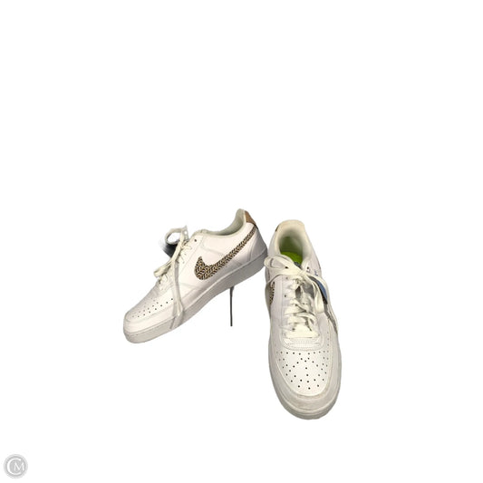 Shoes Sneakers By Nike In Cream & White, Size: 9.5