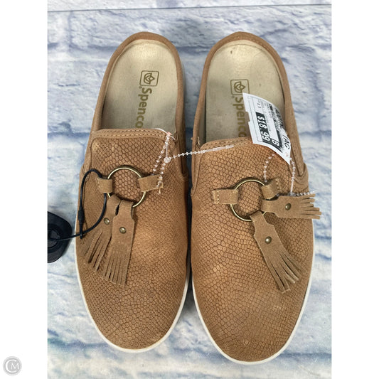 Shoes Flats By Clothes Mentor In Tan, Size: 8.5