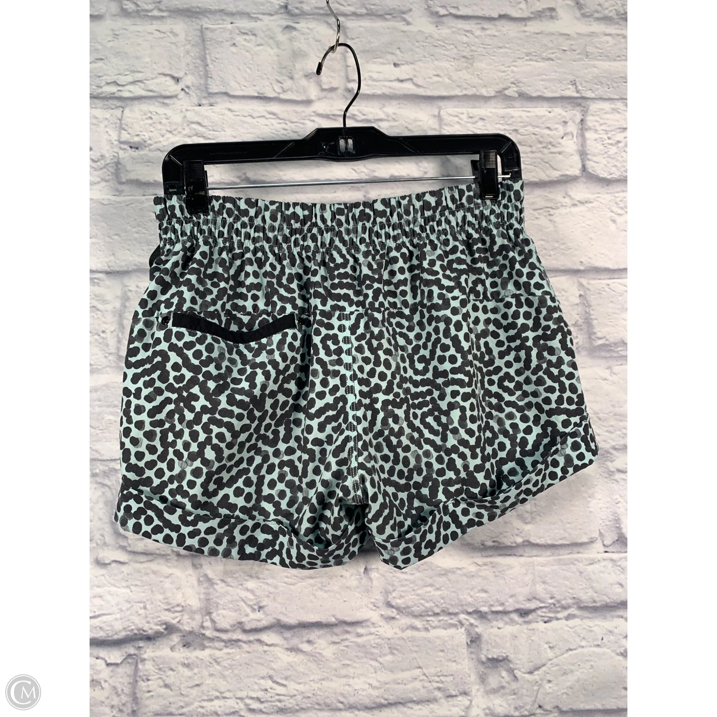Athletic Shorts By Lululemon In Black & Green, Size: S