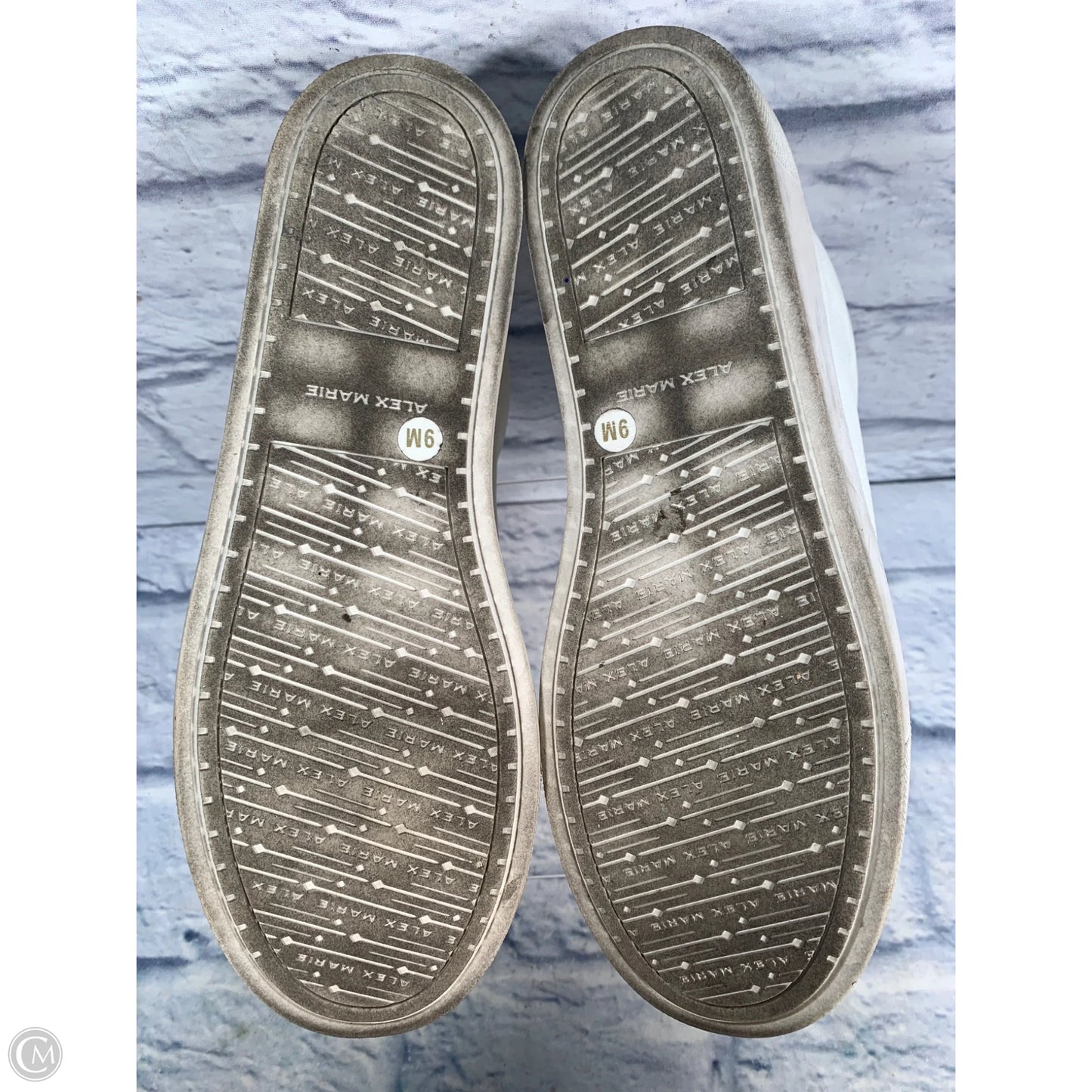 Shoes Sneakers By Alex Marie In Cream, Size: 9