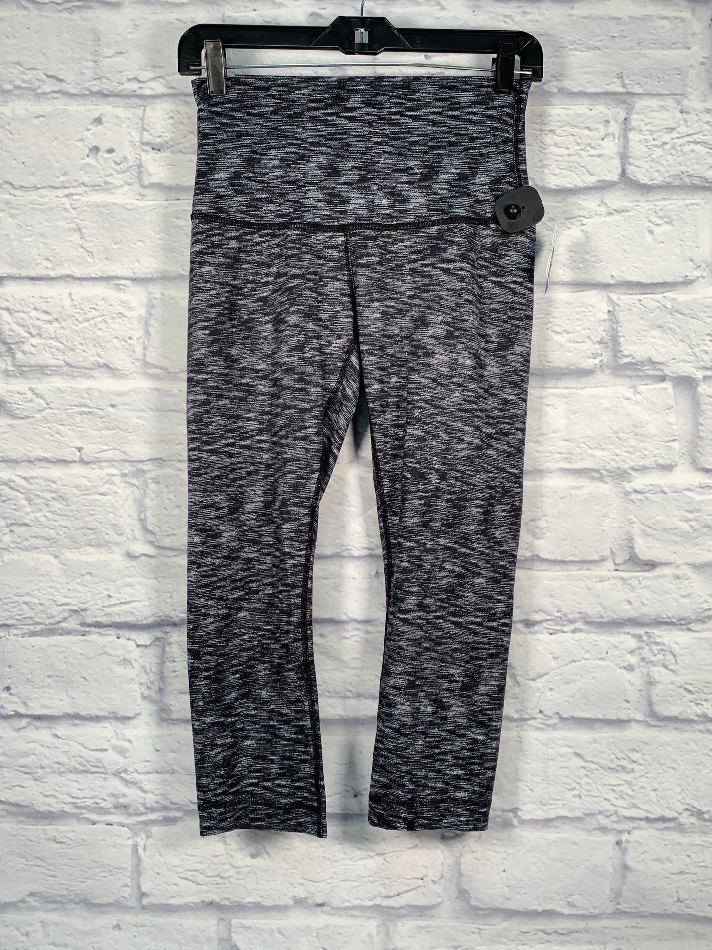 Athletic Leggings Capris By Lululemon In Black & Grey, Size: Xs