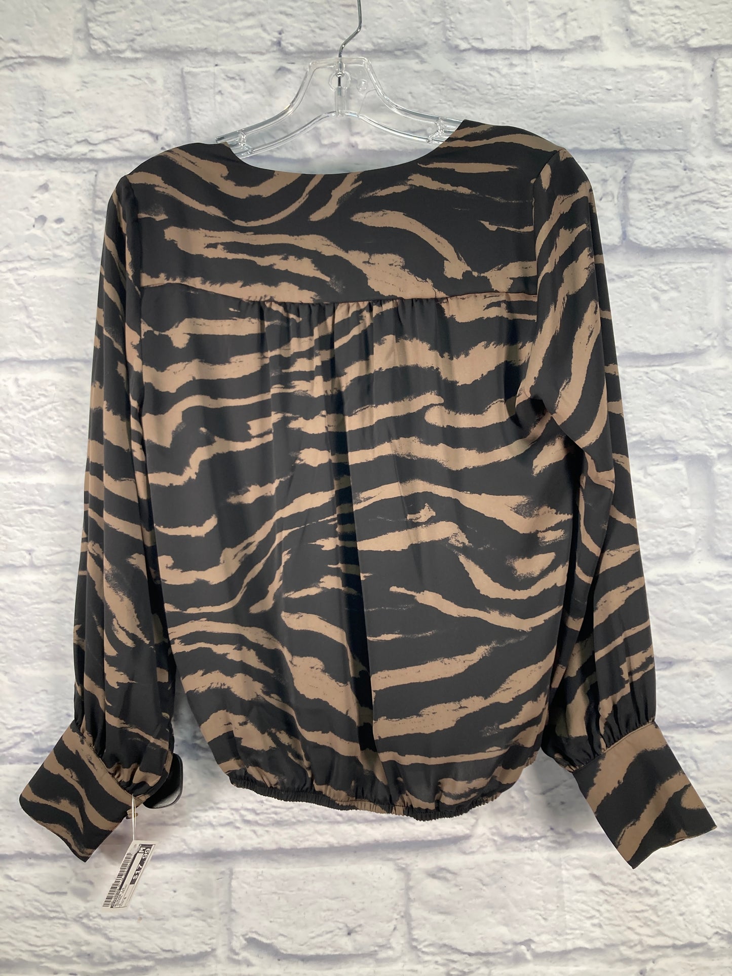 Blouse Long Sleeve By Evereve In Animal Print, Size: S