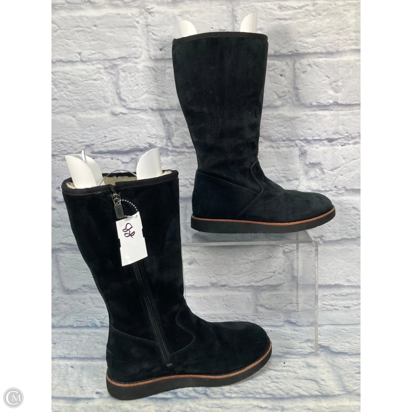 Boots Designer By Ugg In Black, Size: 7