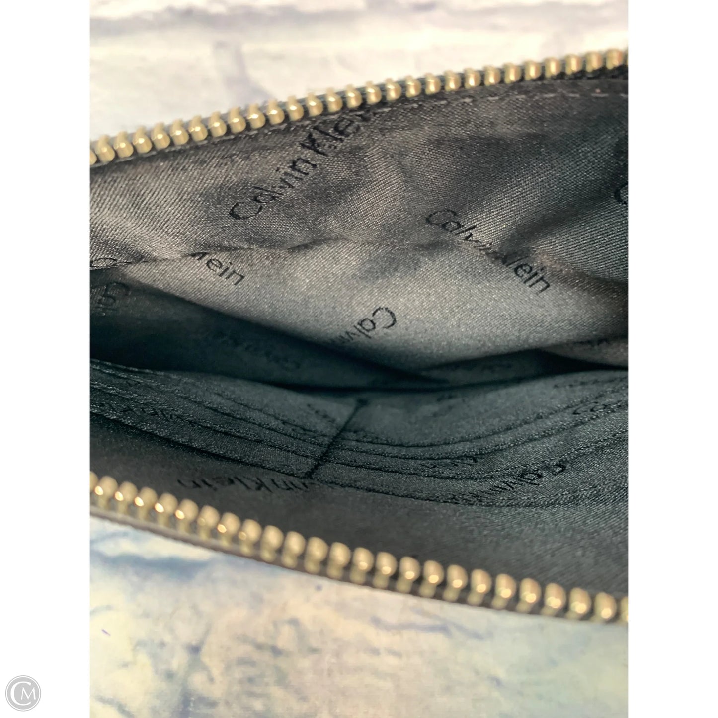 Wristlet Leather By Calvin Klein, Size: Medium